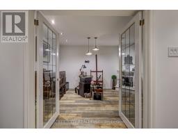 6 - 20 WINDMERE PLACE - 35