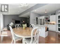 2206 LILAC AVENUE - 12