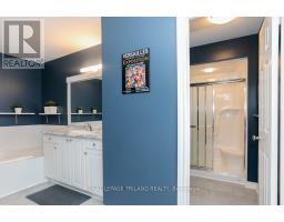 2206 LILAC AVENUE - 24