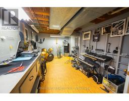 7 MC LARTY DRIVE - 21
