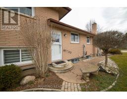 7 MC LARTY DRIVE - 24