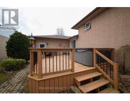 7 MC LARTY DRIVE - 25