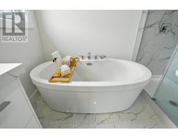 40 GREENE STREET - 32