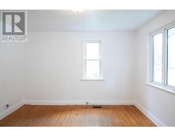 136 BOULLEE STREET - 8