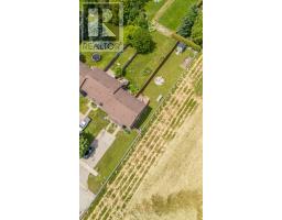 146 SIMCOE STREET - 38