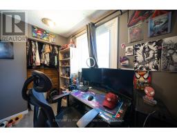 55 GREENFIELD RD ROAD - 15
