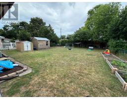 25 HAWKESBURY AVENUE - 19