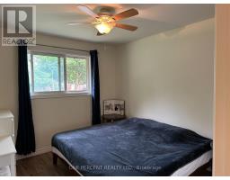 25 HAWKESBURY AVENUE - 7