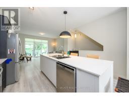43 - 1040 CORONATION DRIVE - 10