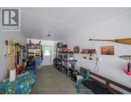 43 - 1040 CORONATION DRIVE - 3