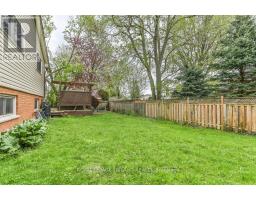 41 FOX MILL COURT - 40
