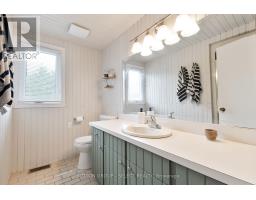 1049 FRASER AVENUE - 23