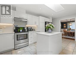 115 FAIRCHILD CRESCENT - 13