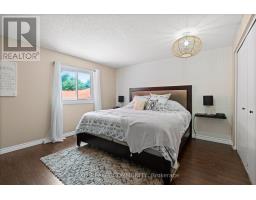 115 FAIRCHILD CRESCENT - 16