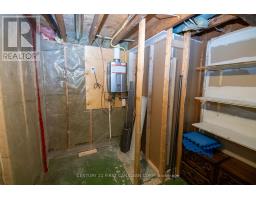 9 TILIPE ROAD - 38