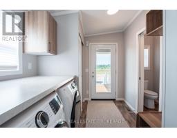 LOT 6 - 211 CAROLYNN WAY - 11