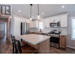 LOT 6 - 211 CAROLYNN WAY - 18