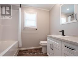 LOT 6 - 211 CAROLYNN WAY - 27