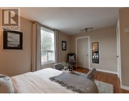 121 SACKVILLE STREET - 17