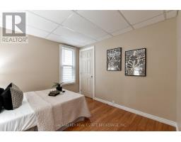 121 SACKVILLE STREET - 21