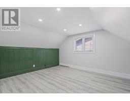 596 KINGSWAY AVENUE N - 26