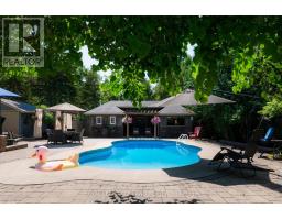 74 KILWORTH PARK DRIVE - 40
