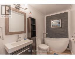20 - 90 ONTARIO ST STREET S - 27