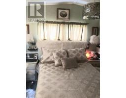 9 - 77307 BLUEWATER HIGHWAY - 15