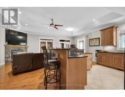 3401 PIONEER PARKWAY - 11