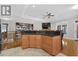 3401 PIONEER PARKWAY - 12