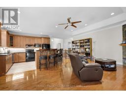 3401 PIONEER PARKWAY - 13