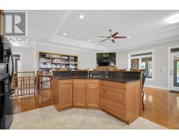 3401 PIONEER PARKWAY - 18
