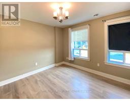 206 - 320 SUGARCREEK TRAIL - 11