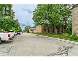 26 - 474 SOUTHDALE ROAD E - 23