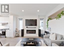 30 - 383 DAVENTRY WAY - 13