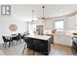 30 - 383 DAVENTRY WAY - 16