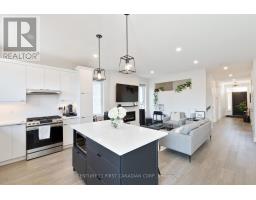 30 - 383 DAVENTRY WAY - 19
