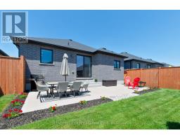30 - 383 DAVENTRY WAY - 39