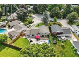 686 ALGOMA PLACE - 27