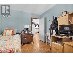 952 EAGLE CRESCENT - 13