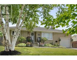 952 EAGLE CRESCENT - 45