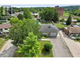 952 EAGLE CRESCENT - 47
