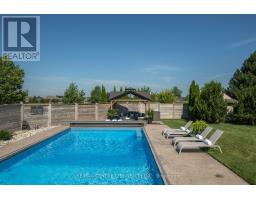 200 PLANE TREE DRIVE - 10