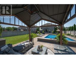 200 PLANE TREE DRIVE - 14