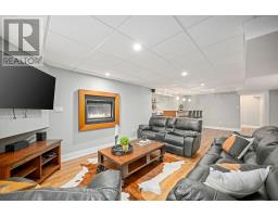 200 PLANE TREE DRIVE - 30