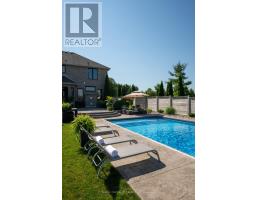 200 PLANE TREE DRIVE - 8