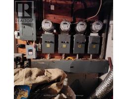 360 STRATTON DRIVE - 25