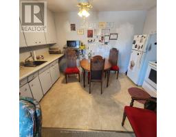360 STRATTON DRIVE - 5