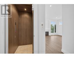 11 - 495 OAKRIDGE DRIVE - 16