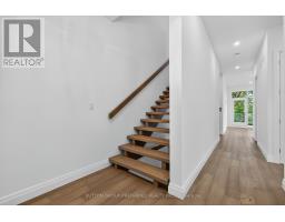 11 - 495 OAKRIDGE DRIVE - 4